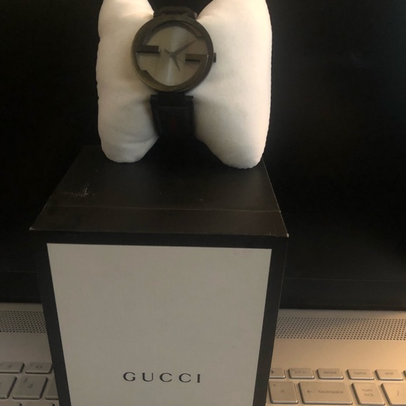 AUTHENTIC GUCCI INTERCONNECTING G’S WATCH. - Picture 3 of 3